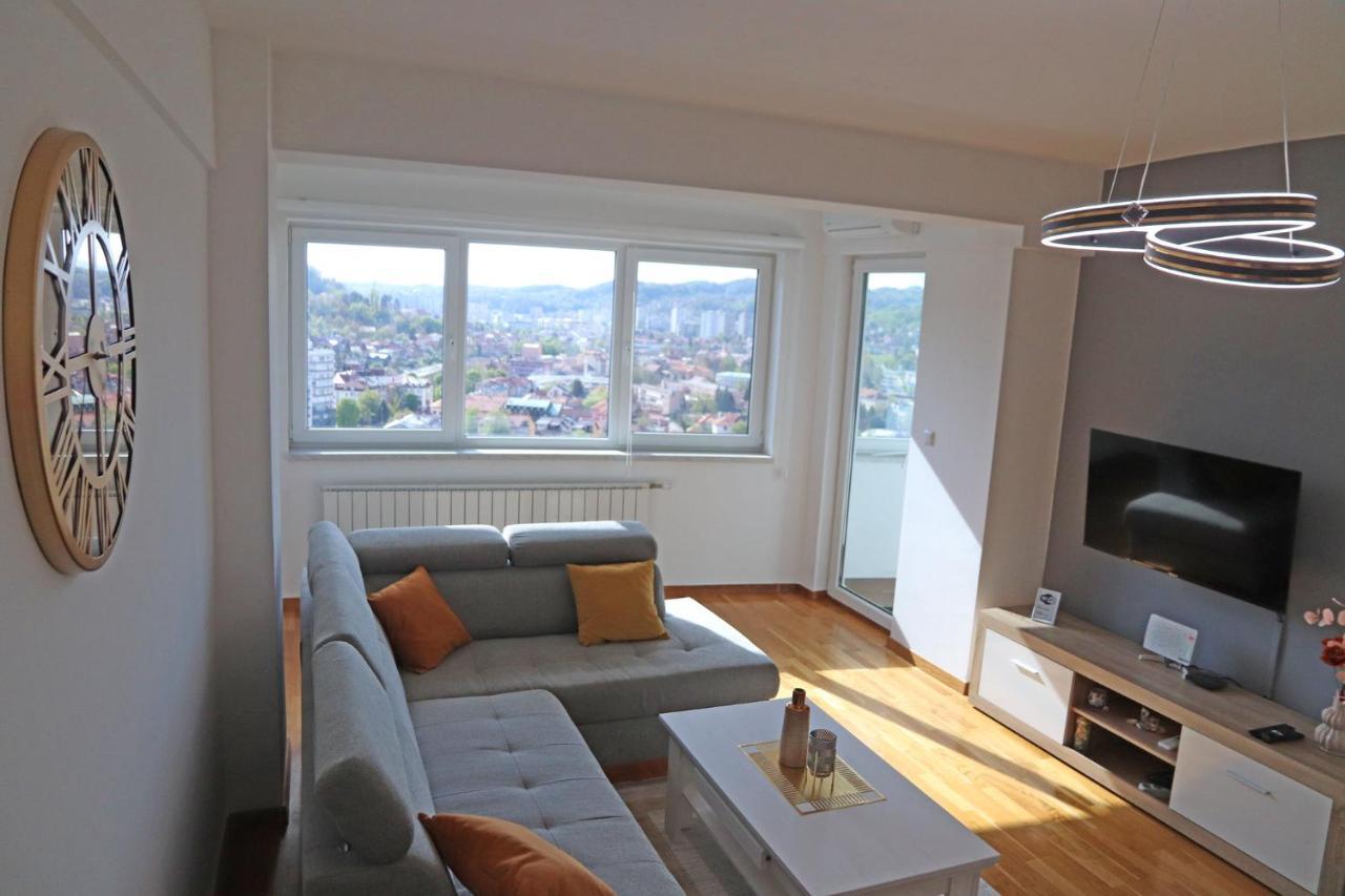Apartment Cecovic - Mellain ทูซลา ภายนอก รูปภาพ