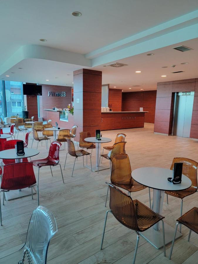 Apartment Cecovic - Mellain ทูซลา ภายนอก รูปภาพ